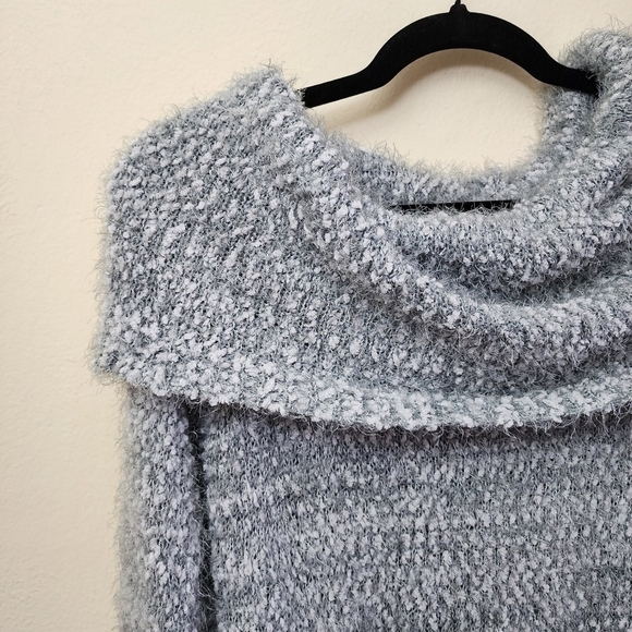 LaurenConrad Blue Gray Off Shoulder Cowl Neck Fuzzy Eyelash Sweater Tunic Size M - Picture 2 of 6